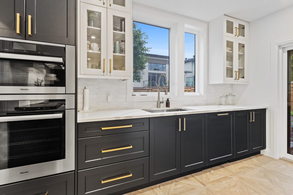 Image showcasing modern kitchen cabinet colors in a stylish and contemporary setting